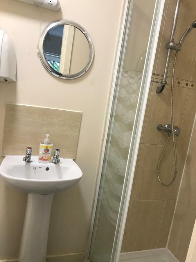 Budget Rooms インヴァネス エクステリア 写真